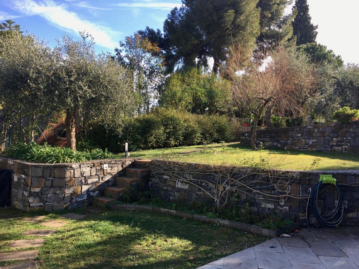 La Casa Di Fedra Villa Imperia Exteriör bild