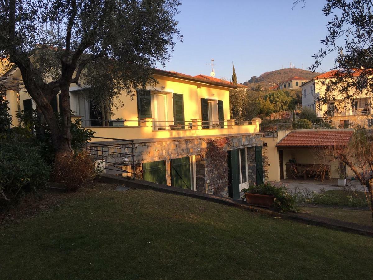 La Casa Di Fedra Villa Imperia Exteriör bild