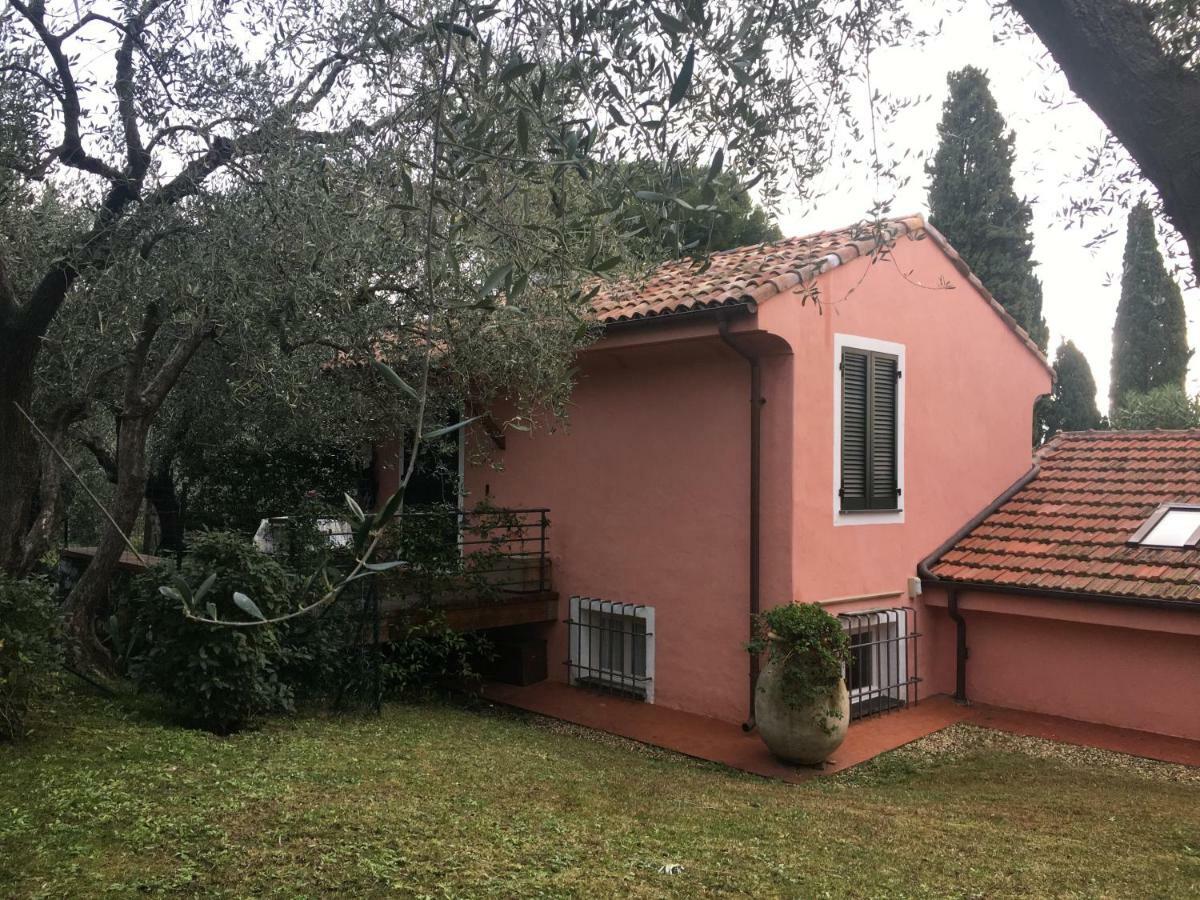 La Casa Di Fedra Villa Imperia Exteriör bild